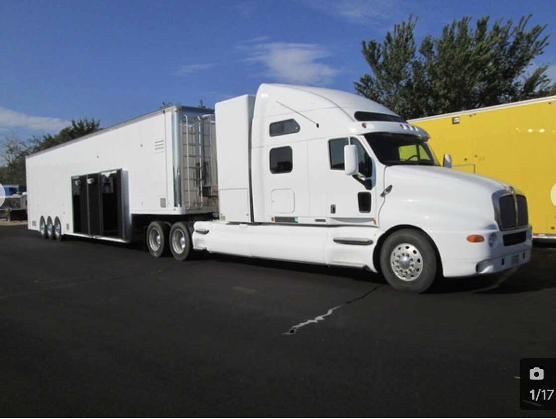 1998 KW T-2000 + GOLD RUSH 3-CAR TRANSPORTER WITH LIVING QUARTERS — TURNKEY HAULER PACKAGE