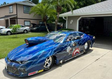 BEAUTIFUL 2019 CAMARO! PERFECT TS RIDE