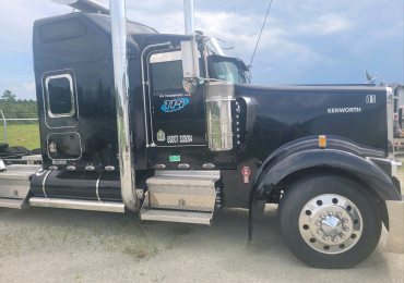 2005 Kenworth W900B | TRACTOR FOR SALE